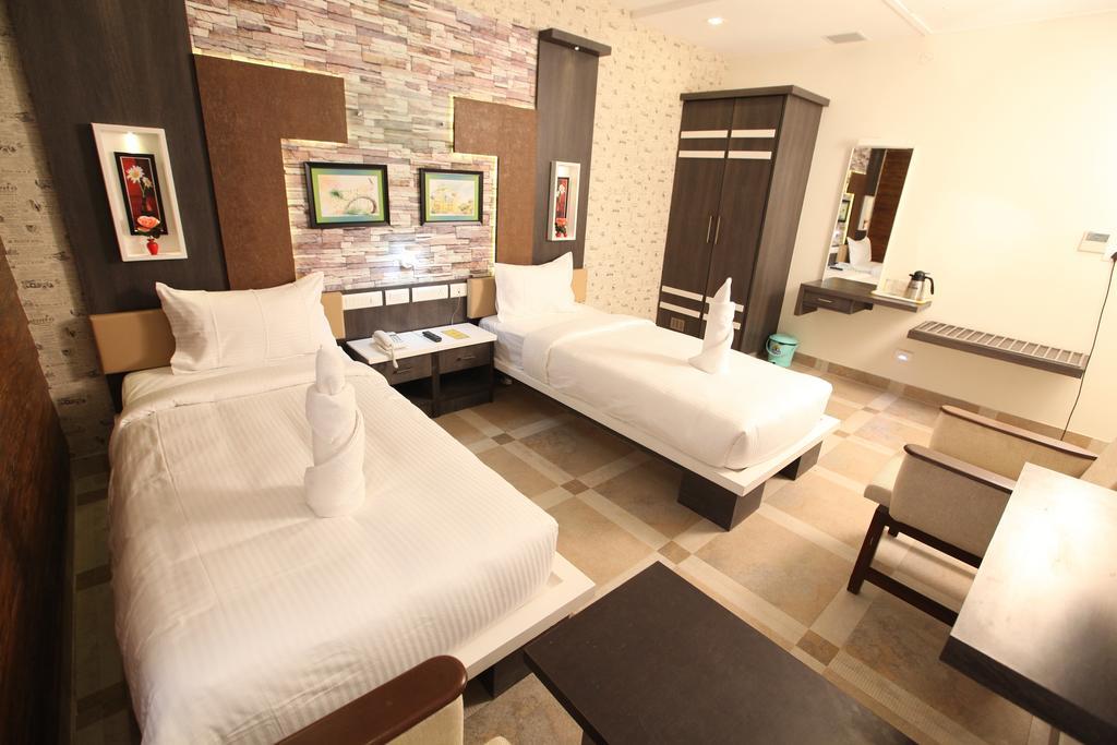 Hotel Mmr Gardens Maduraj Zewnętrze zdjęcie