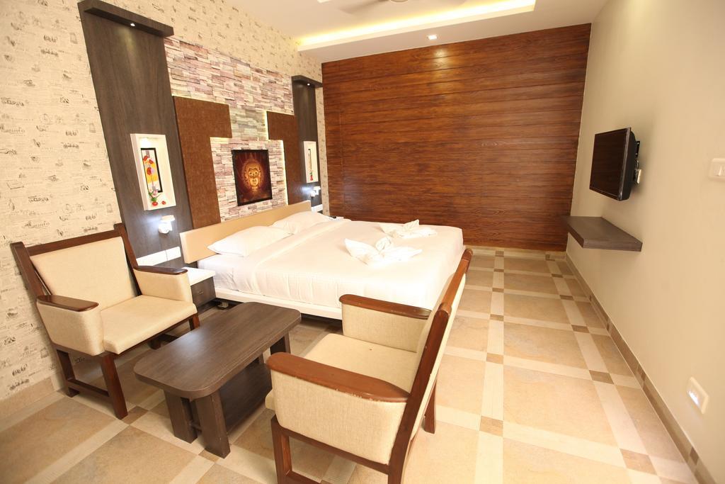 Hotel Mmr Gardens Maduraj Zewnętrze zdjęcie